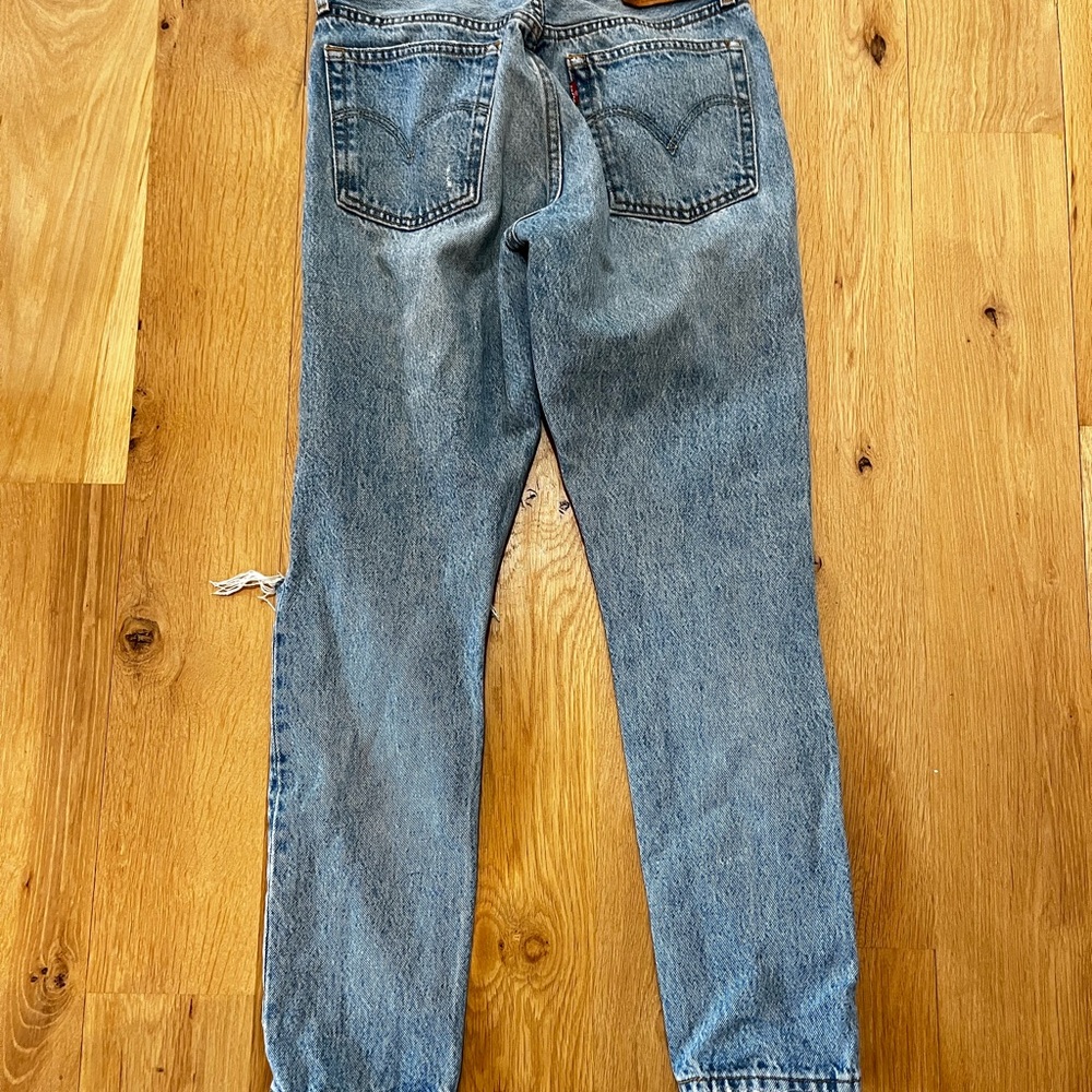 Levi’s 501 Jeans - Picture 4 of 5